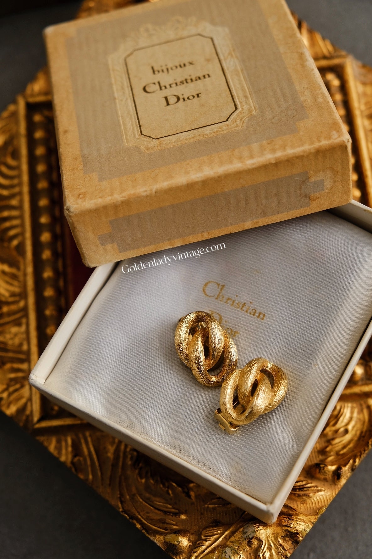 CHRISTIAN DIOR Vintage Knot Earrings Ear clips