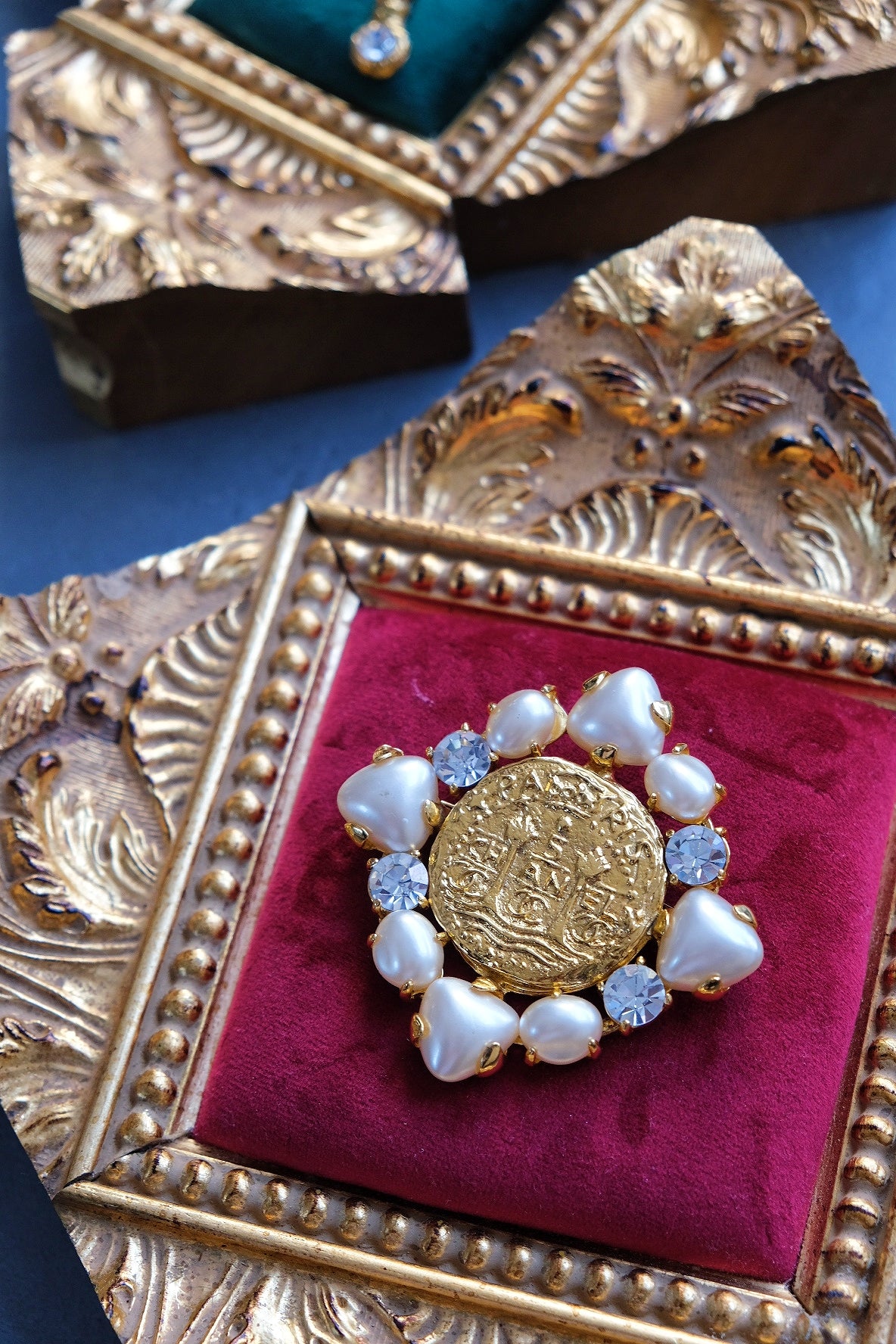CHANEL 1993 Golden Lion Sculpture Coin Faux Pearl Vintage Brooch