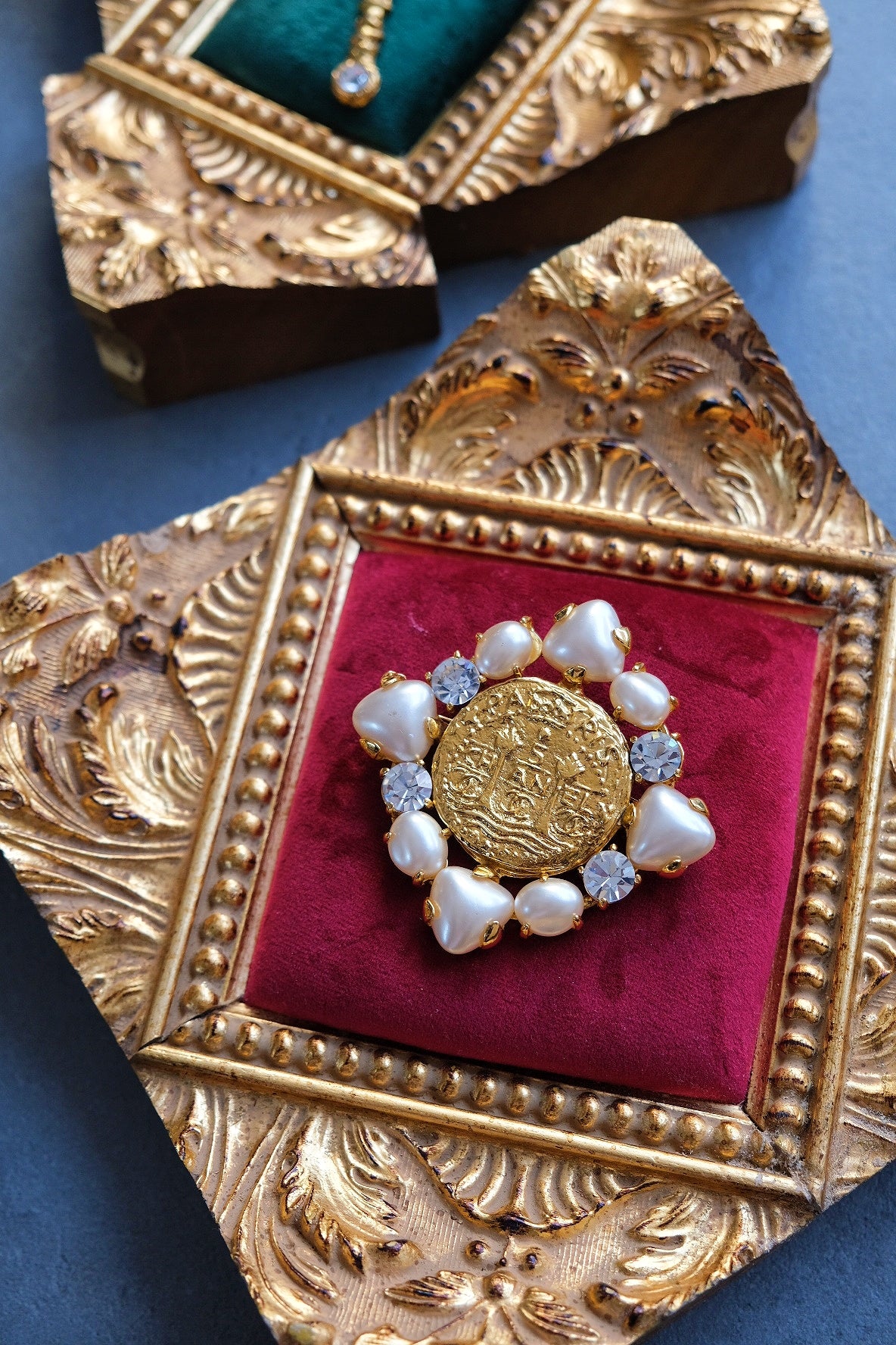 CHANEL 1993 Golden Lion Sculpture Coin Faux Pearl Vintage Brooch