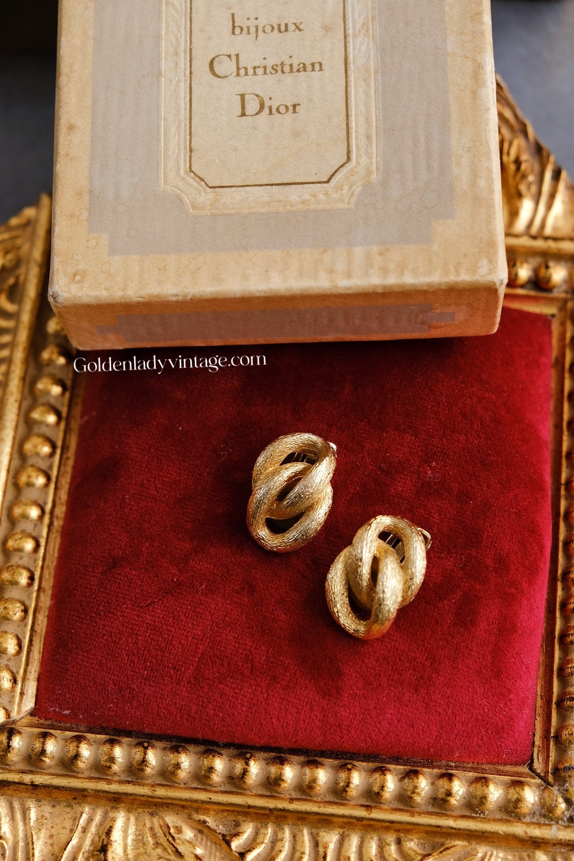 CHRISTIAN DIOR Vintage Knot Earrings Ear clips