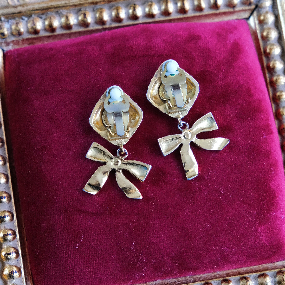 CHANEL 1980s Bow Tie Vintage Ear Clips