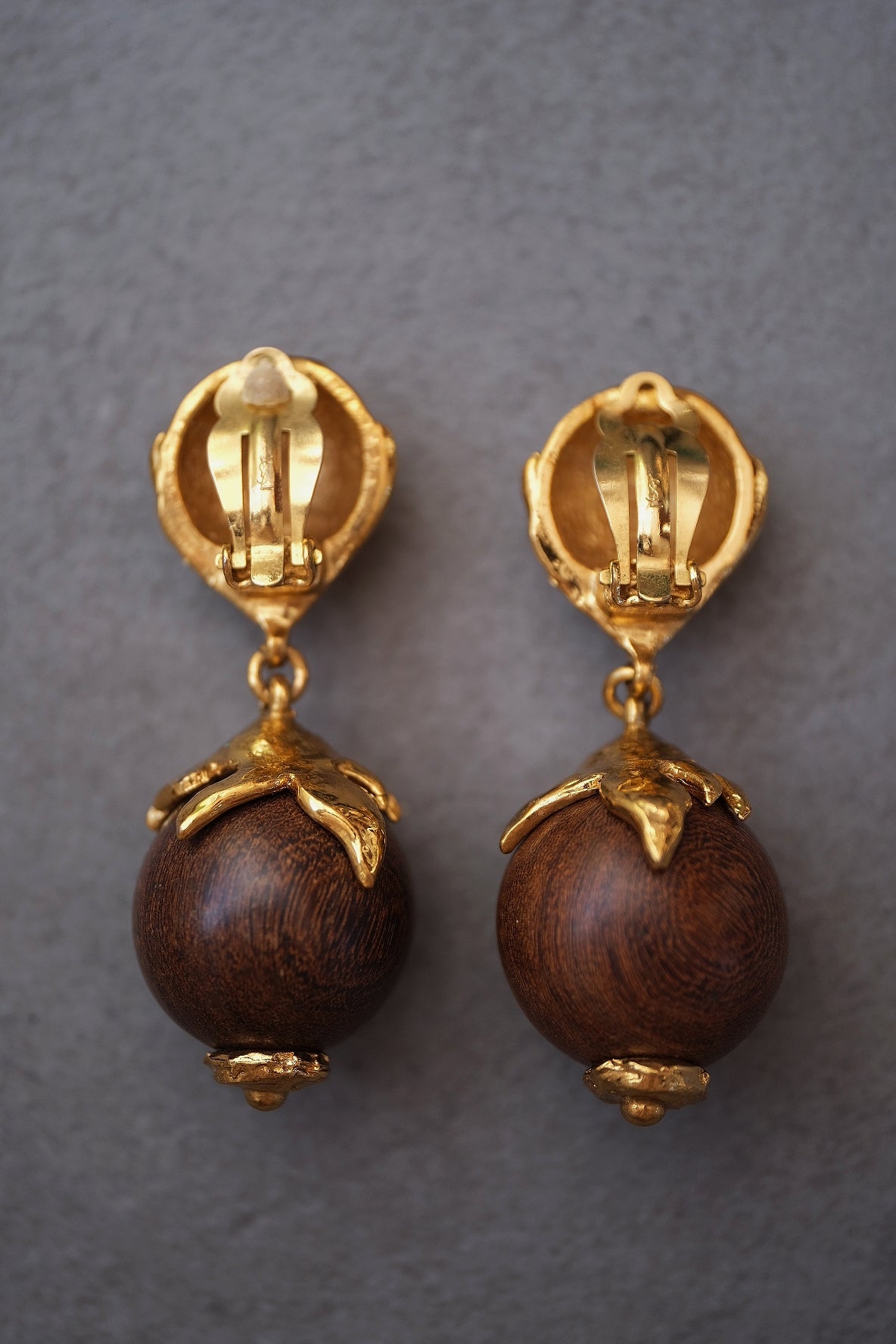 Yves Saint Laurent YSL Wood Bead Drop Earrings Vinatge Earclips