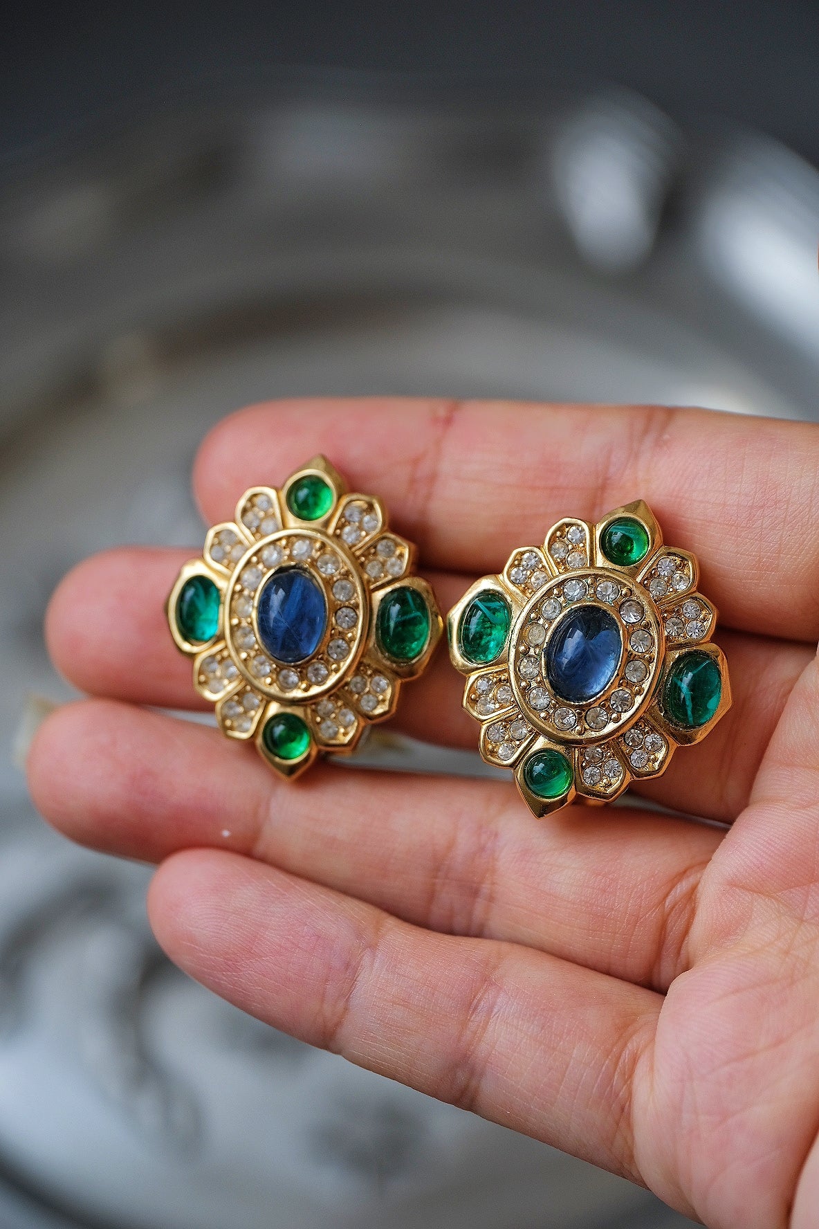 Christian Dior Imitation Emerald earclips vintage earrings
