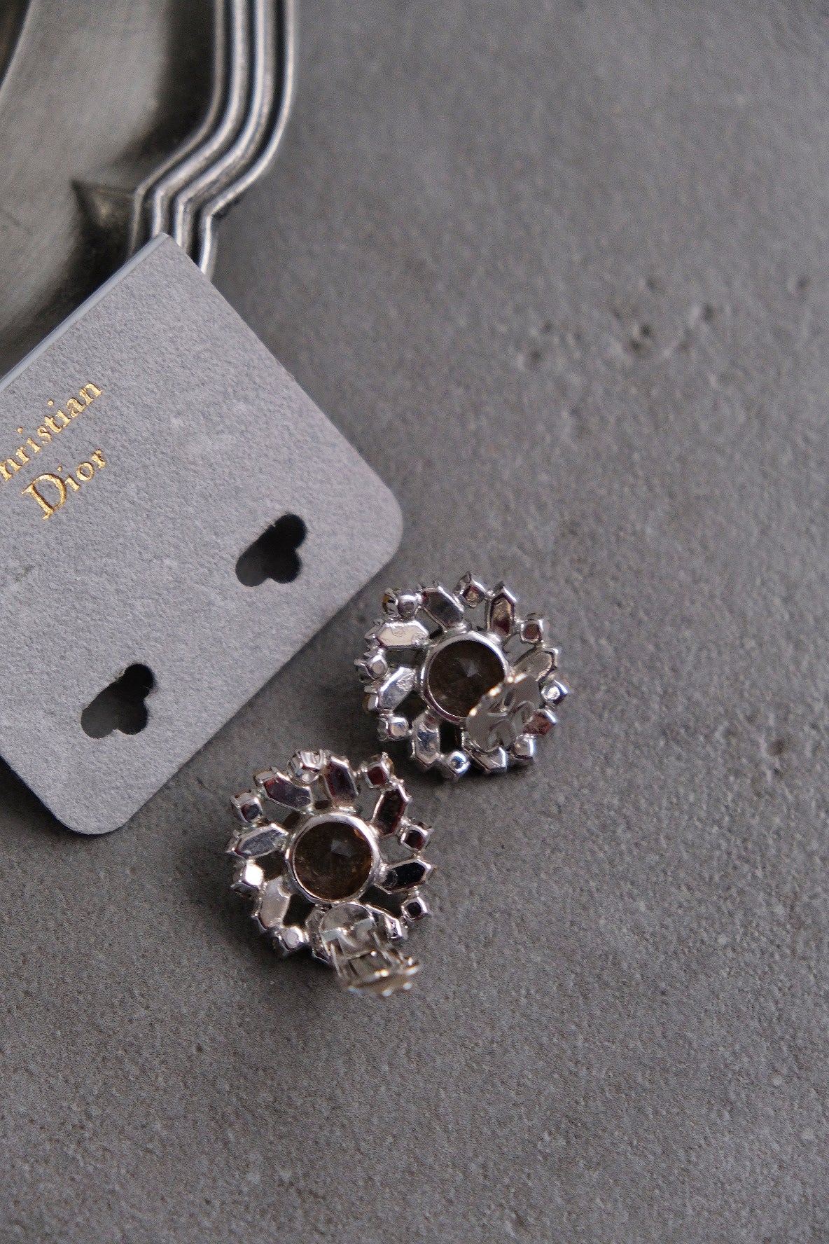 Christian Dior Unsigned Amber Crystal Flower Earclips Vintage Earrings