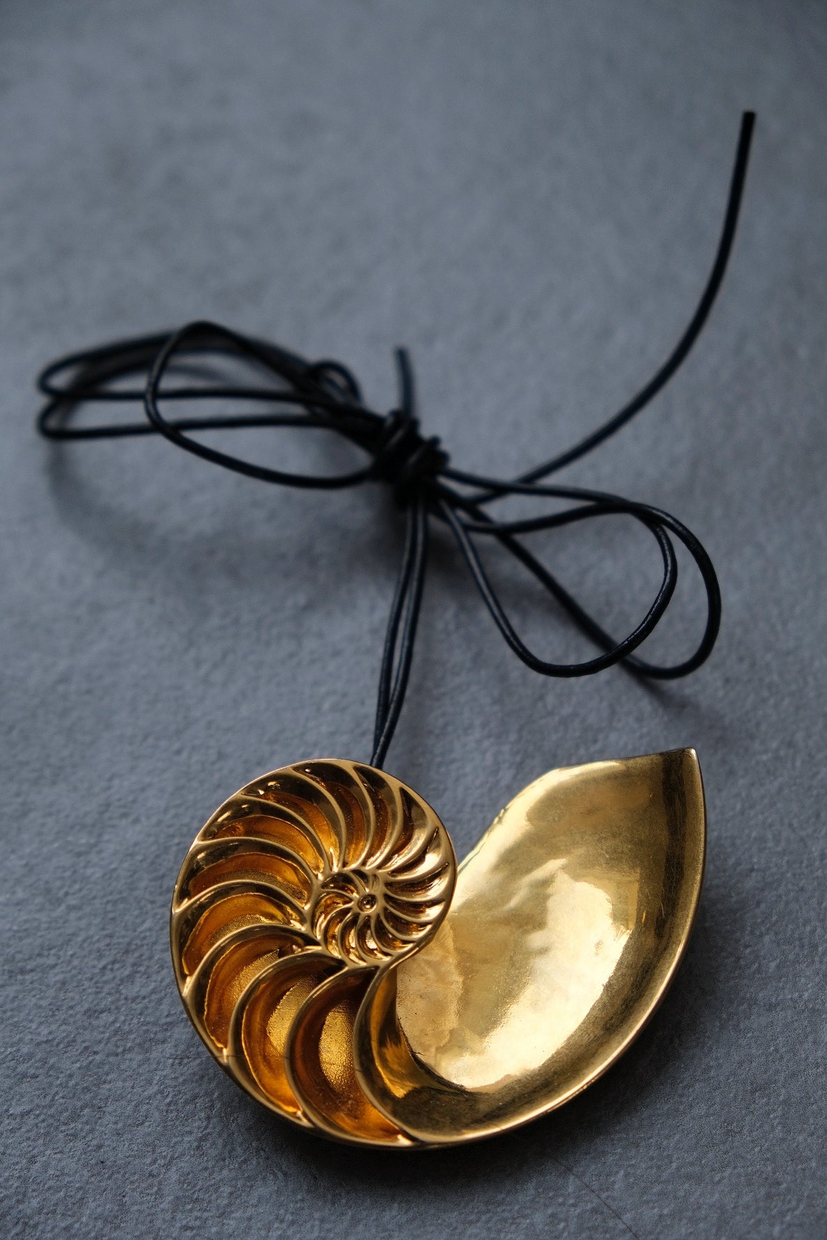 Schiaparelli Sea Snail leather chain necklace