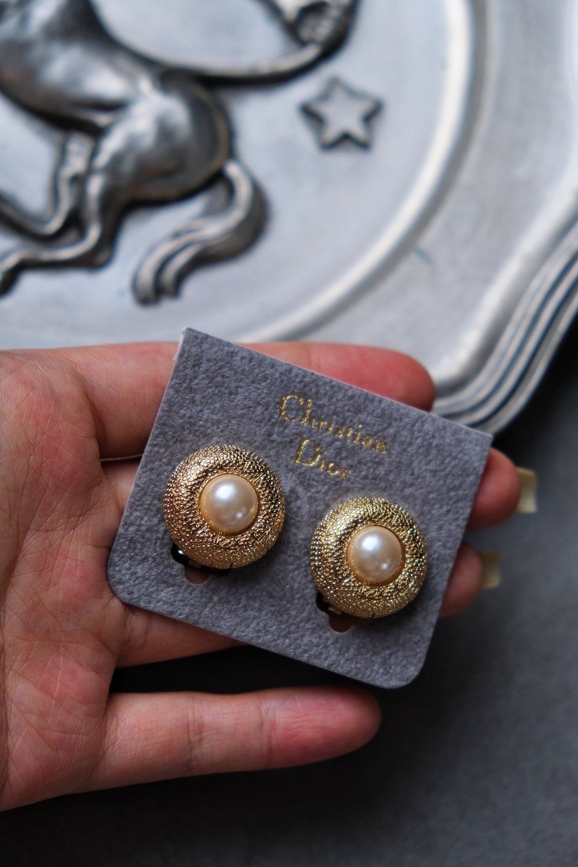 Christian Dior gold tone imitation pearl Vintage Ear clips Earrings
