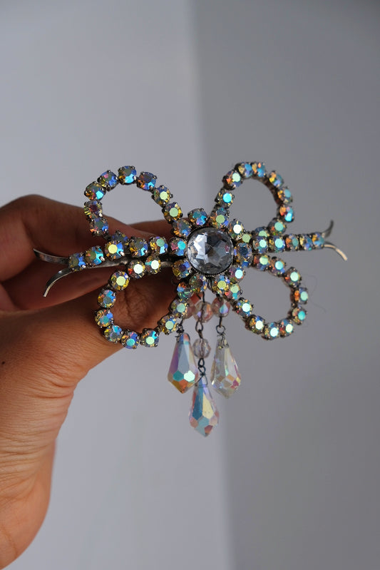 Nina Ricci large crystal vintage pin/brooch