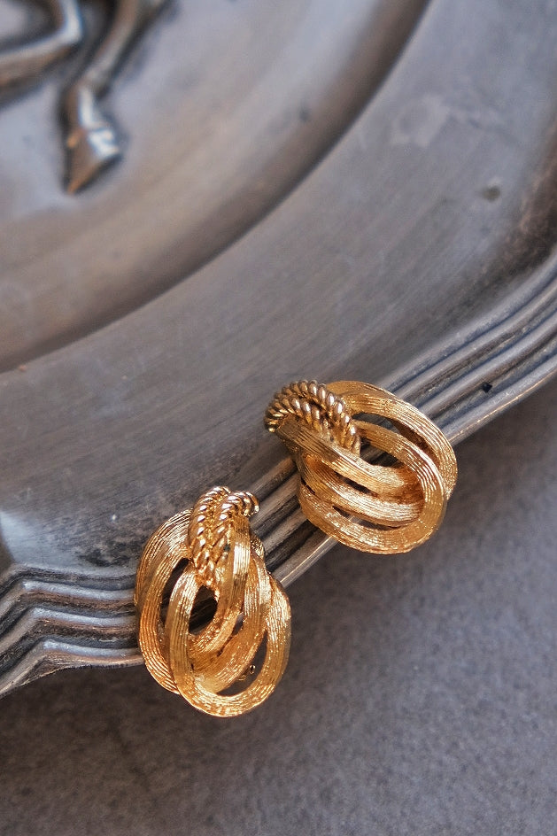Christian Dior gold tone Knot Flower Vintage Ear clips Earrings