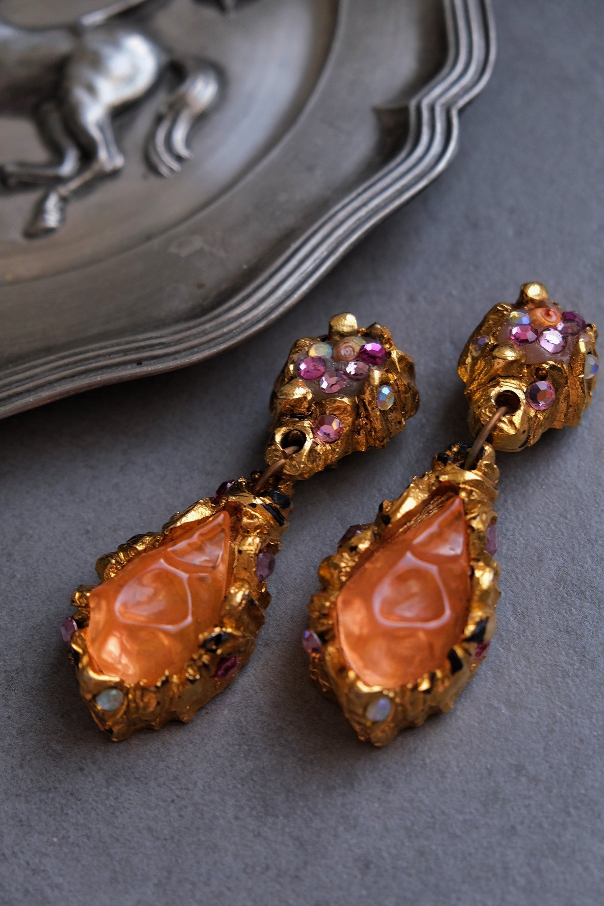 Jacky de G Paris Massive Size Resin Cabochons Vintage Clip On Earrings
