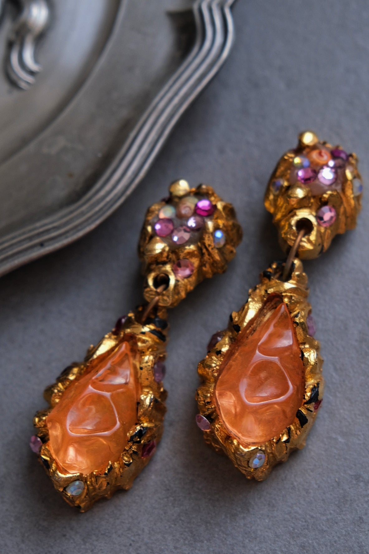 Jacky de G Paris Massive Size Resin Cabochons Vintage Clip On Earrings