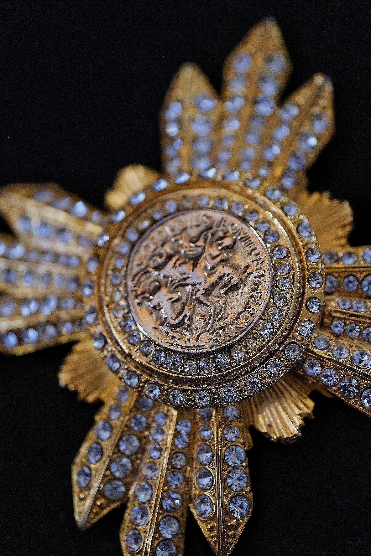 Gianfranco Ferré Maltese Cross Rome Coin Vintage brooch