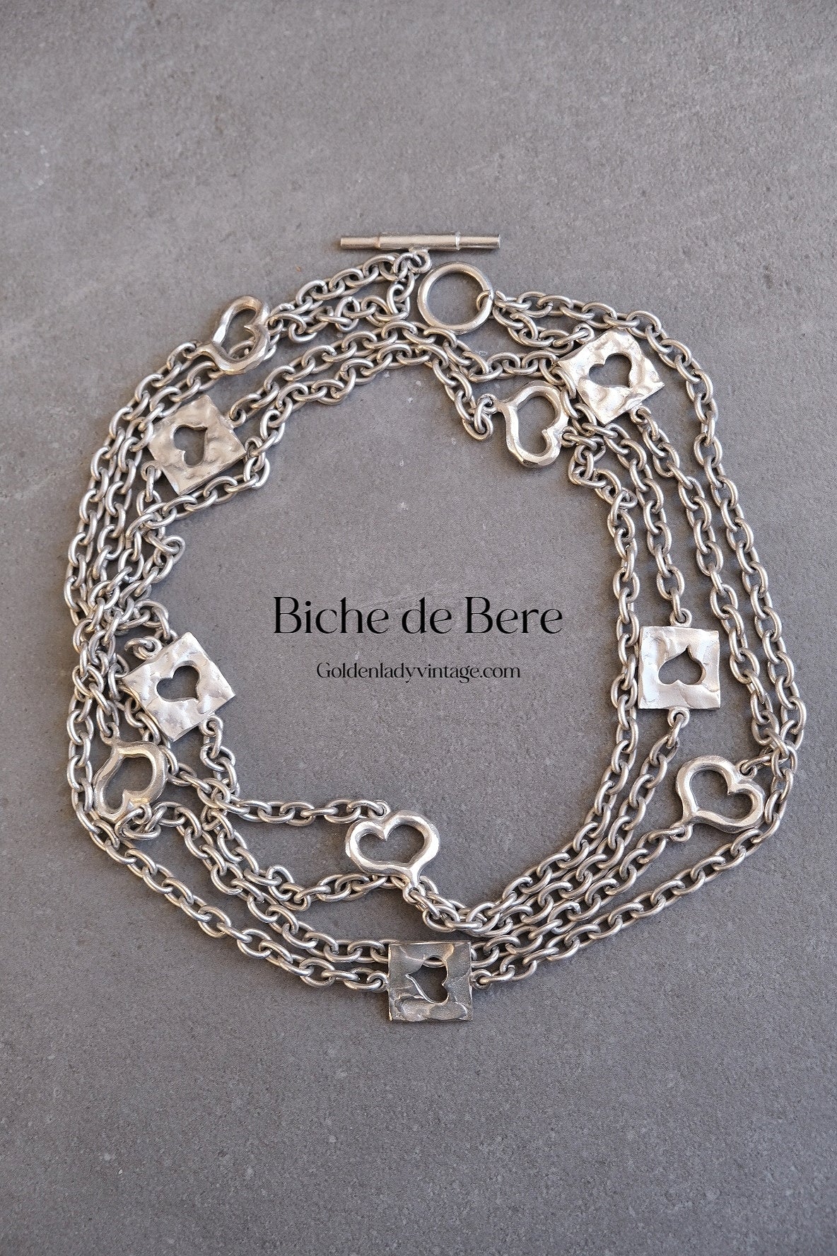 BICHE DE BERE – Lange Halskette mit Herzen an Kette, Vintage-Stil, Statement-Halskette, Chocker