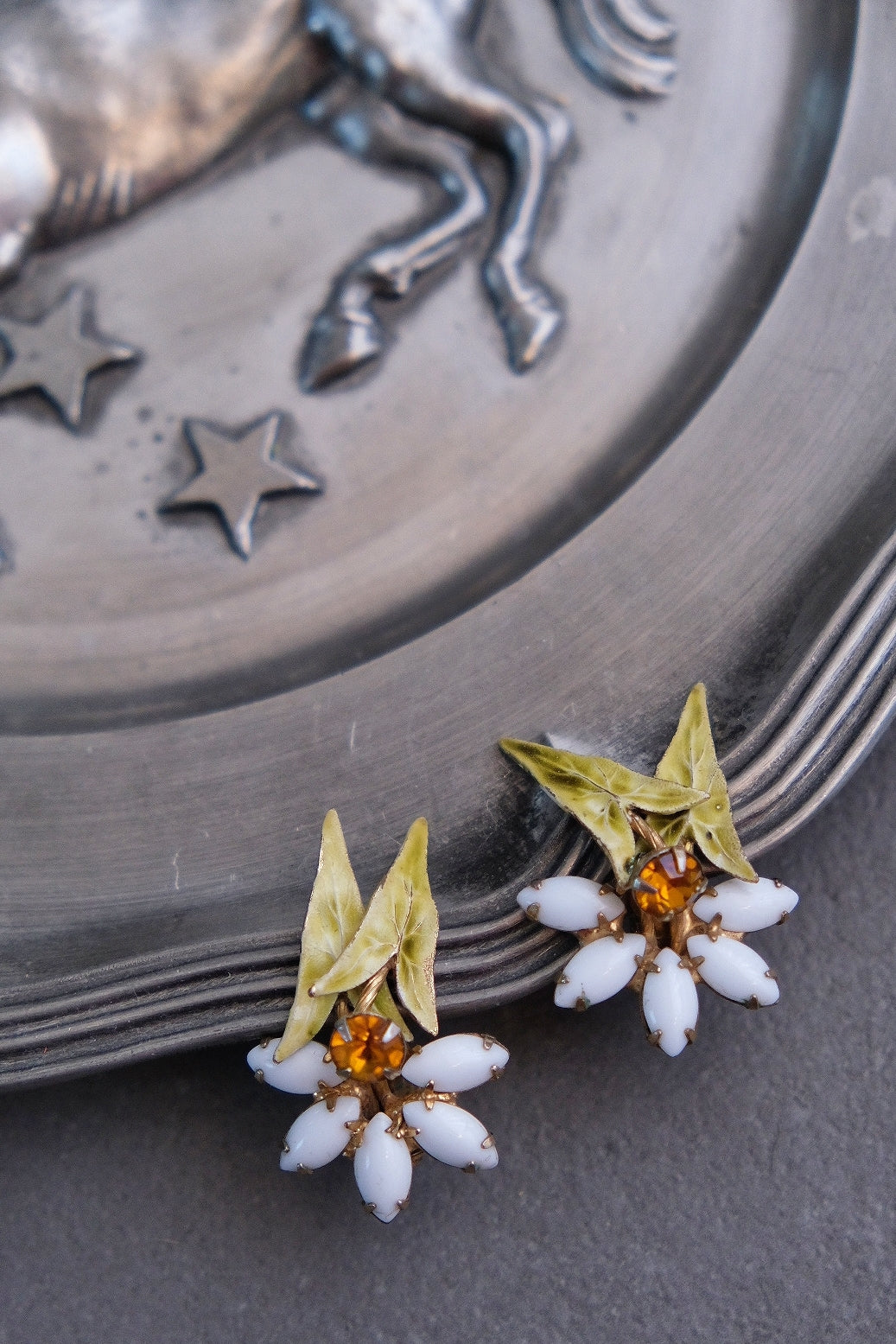 VENDOME Flower Ear Clips Vintage Earrings Holiday Earrings