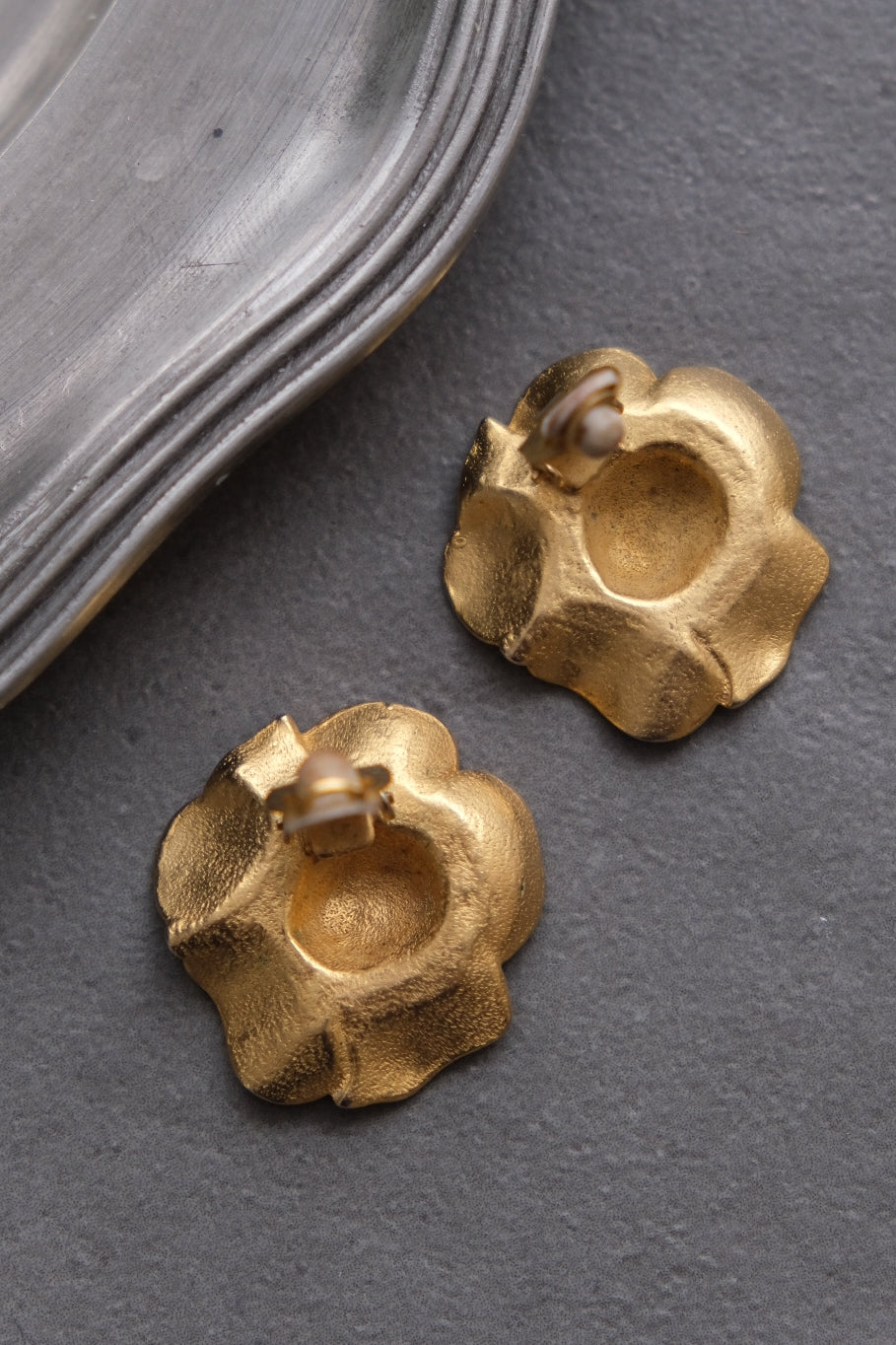 KENZO PARIS camellia flower clip on earrings vintage earrings vintage ear clips