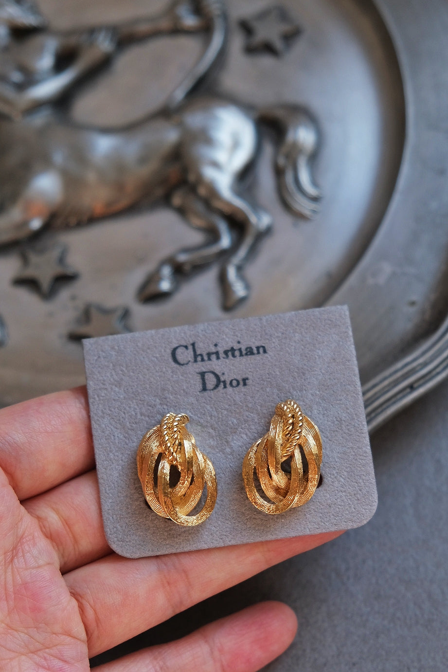 Christian Dior gold tone Knot Flower Vintage Ear clips Earrings