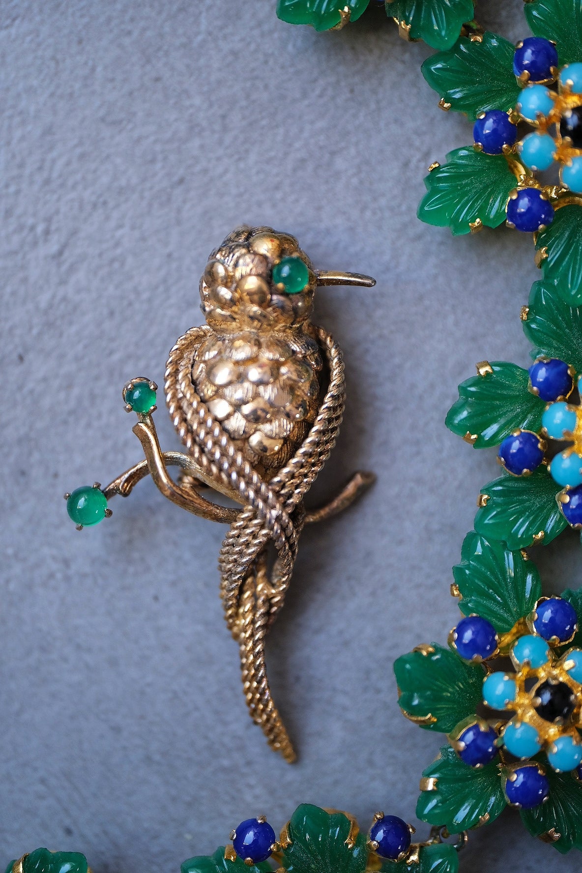Henkel Grossé green glass cabochon hummingbird Vintage 935 Silver brooch from Year 1964