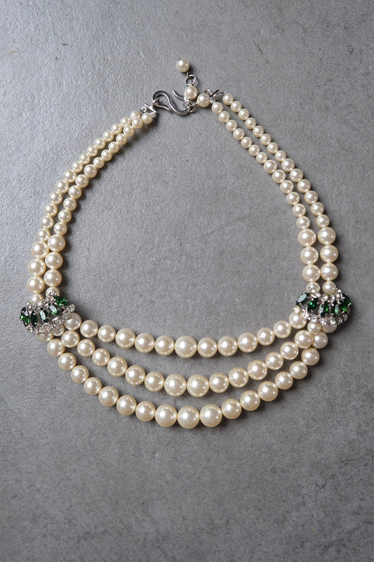 Christian Dior Year 1962 green crystal imitation pearl three rangs necklace