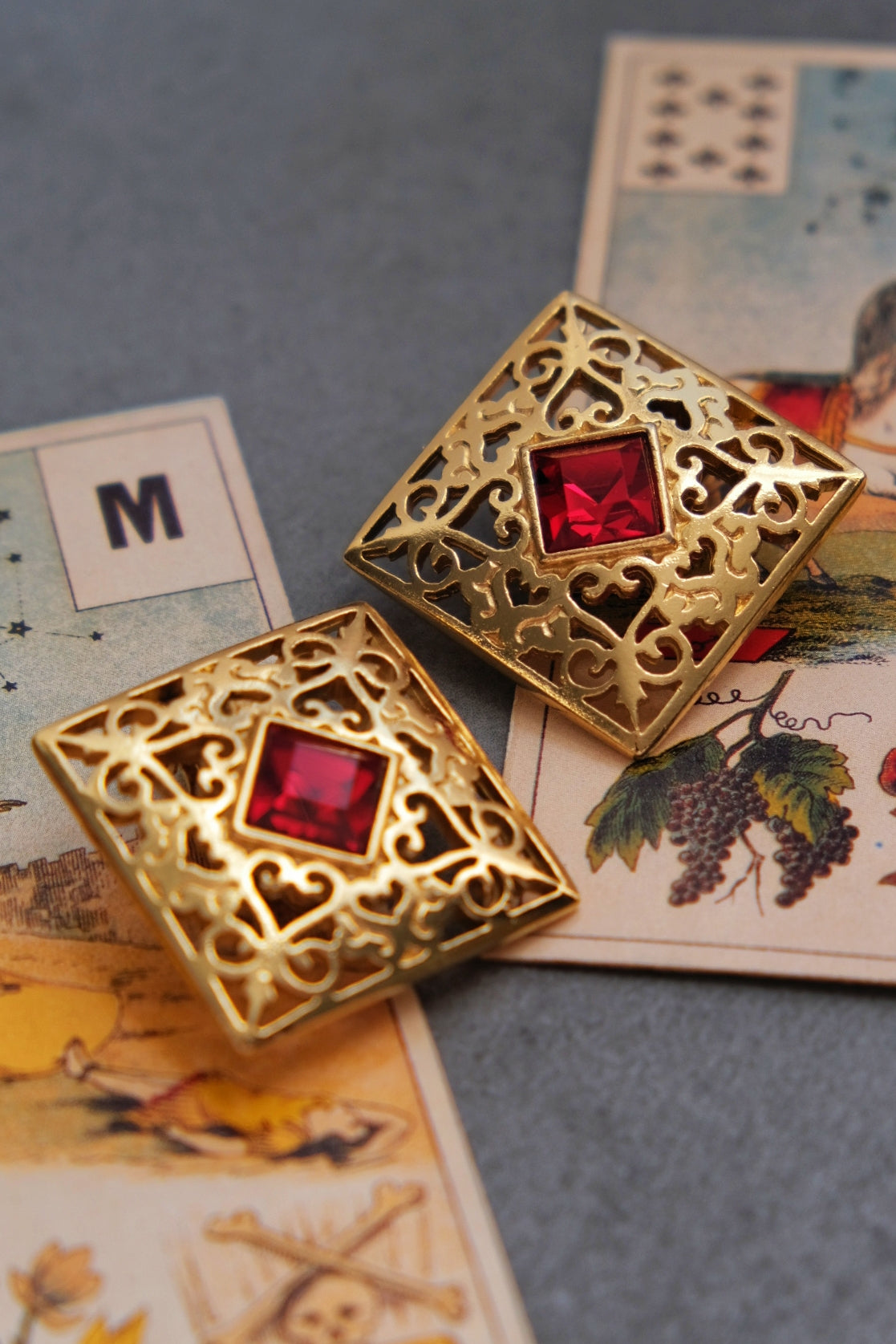 Yves Saint Laurent YSL vintage church window heart Earclips