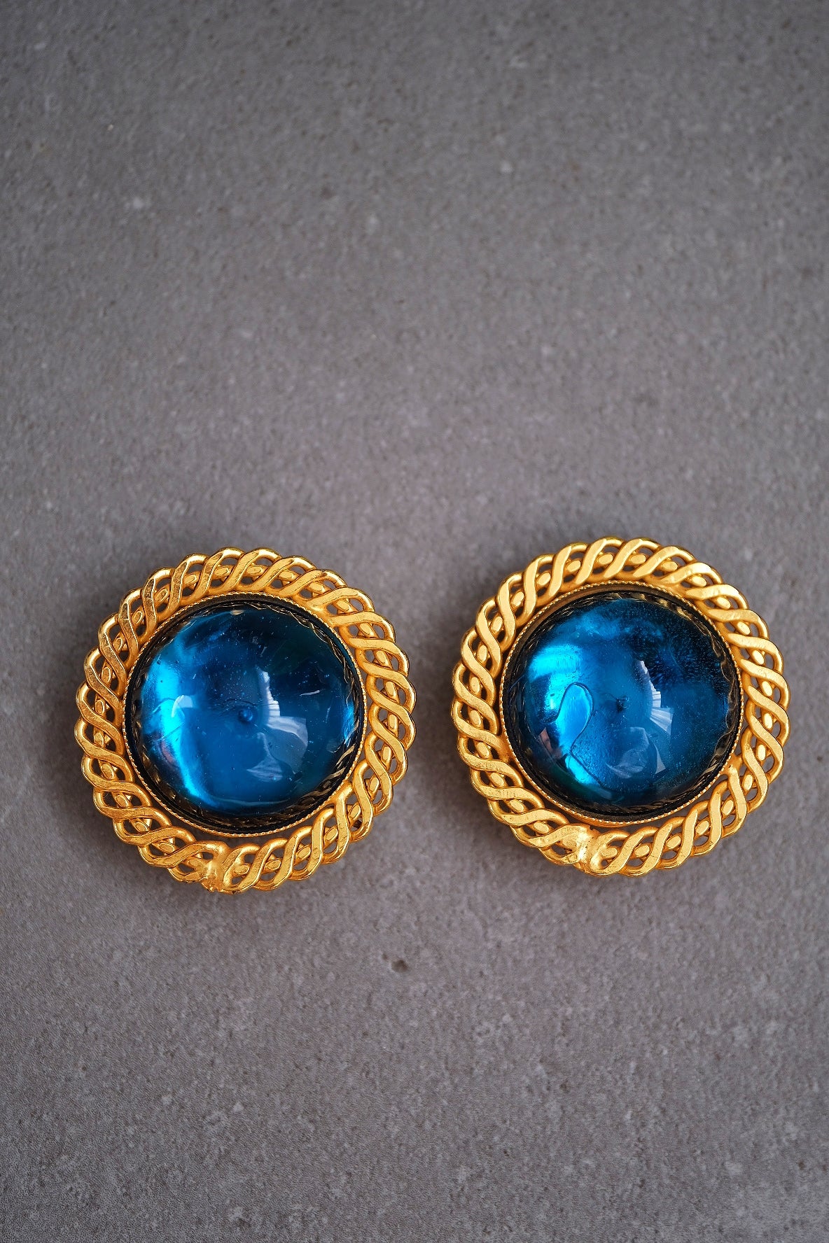 Philippe Ferrandis vintage blue gripoix glass massive size earclips