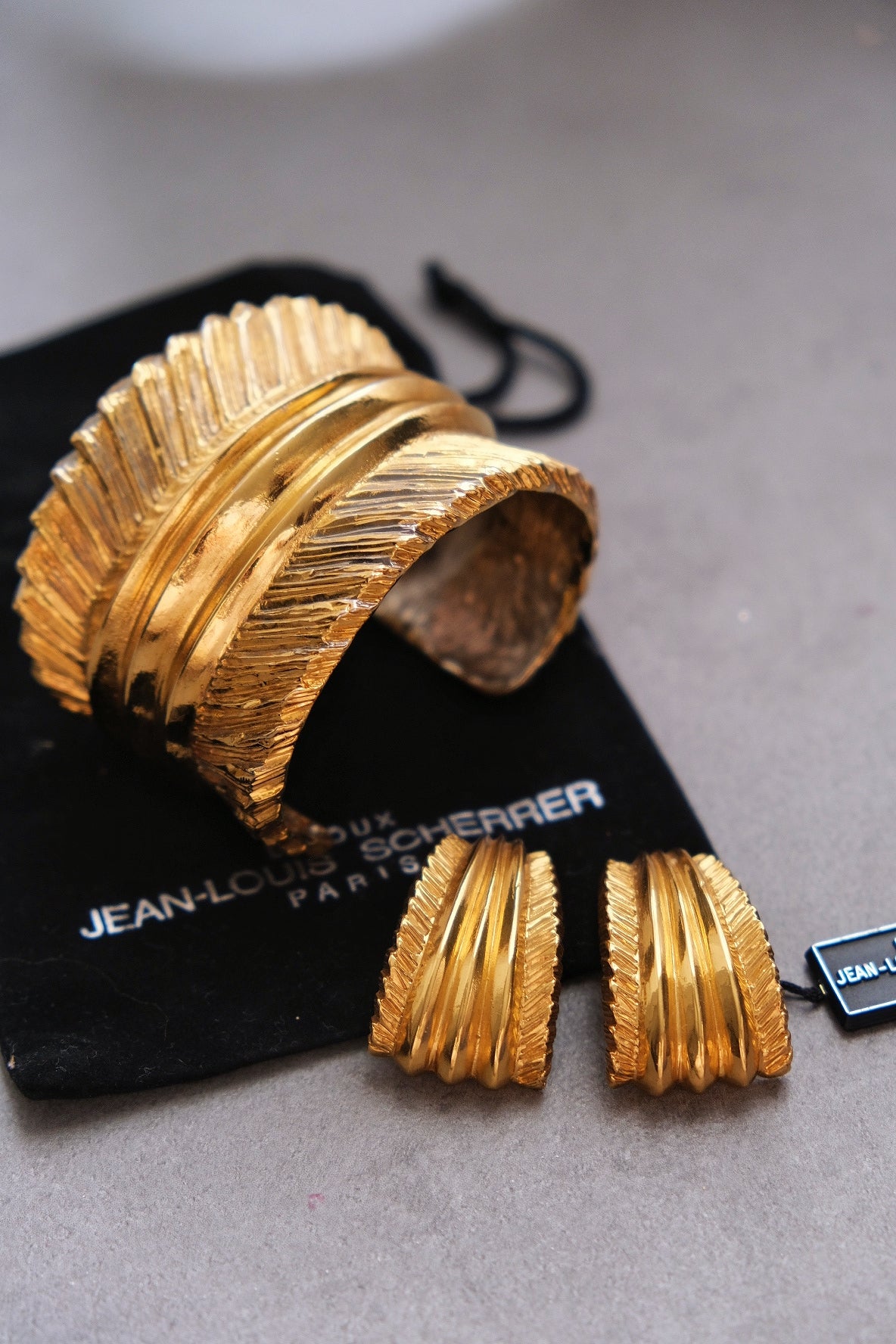 JEAN LOUIS SCHERRER Vintage massive size ribbon bracelet/earclips jewelry set