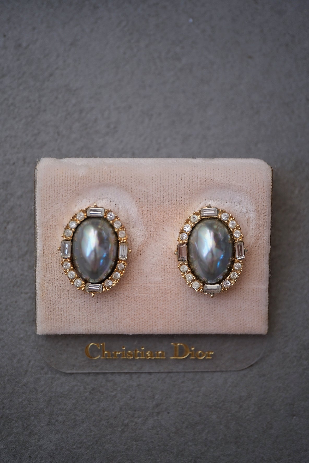 Christian Dior Imitation Grey Pearl Crystal Vintage Ear clips Earrings
