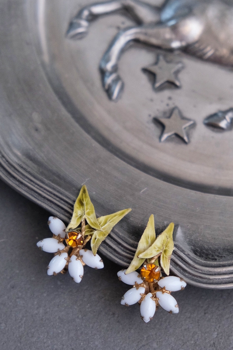 VENDOME Flower Ear Clips Vintage Earrings Holiday Earrings