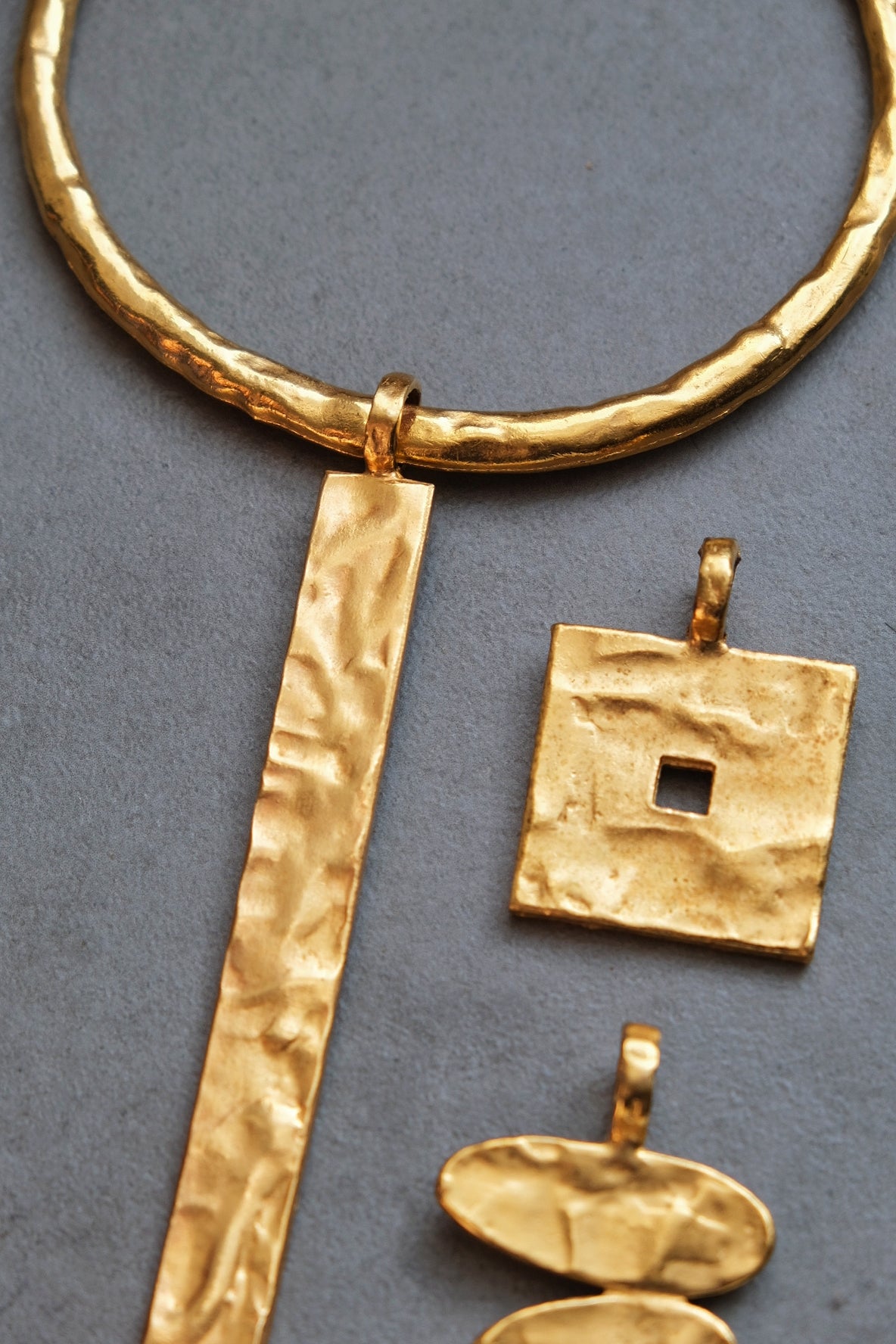 BICHE DE BERE massive chocker/necklaces set vintage necklace with three pendants