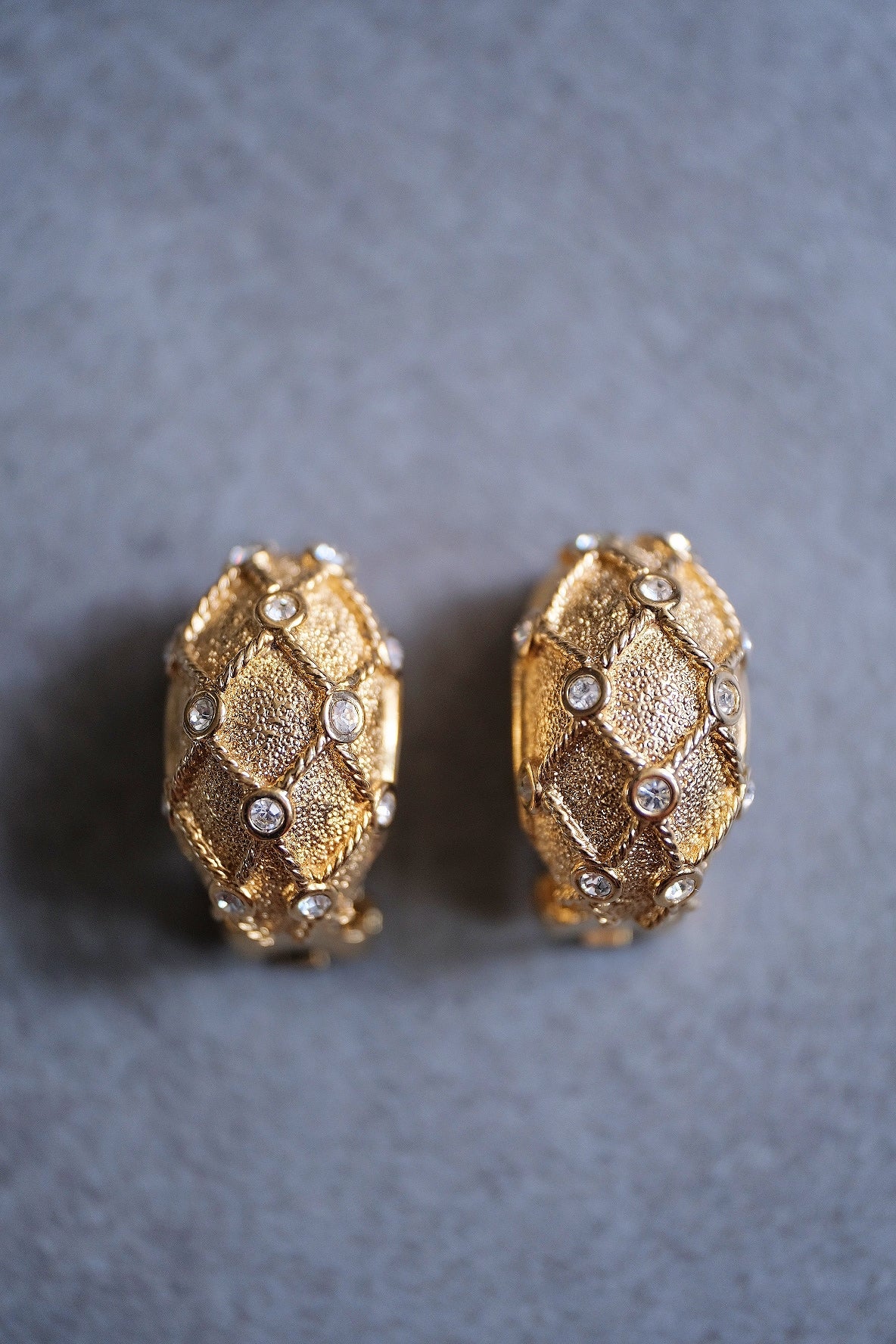 Henkel Grossé (Christian Dior) crystal net Vintage Earrings Ear clips