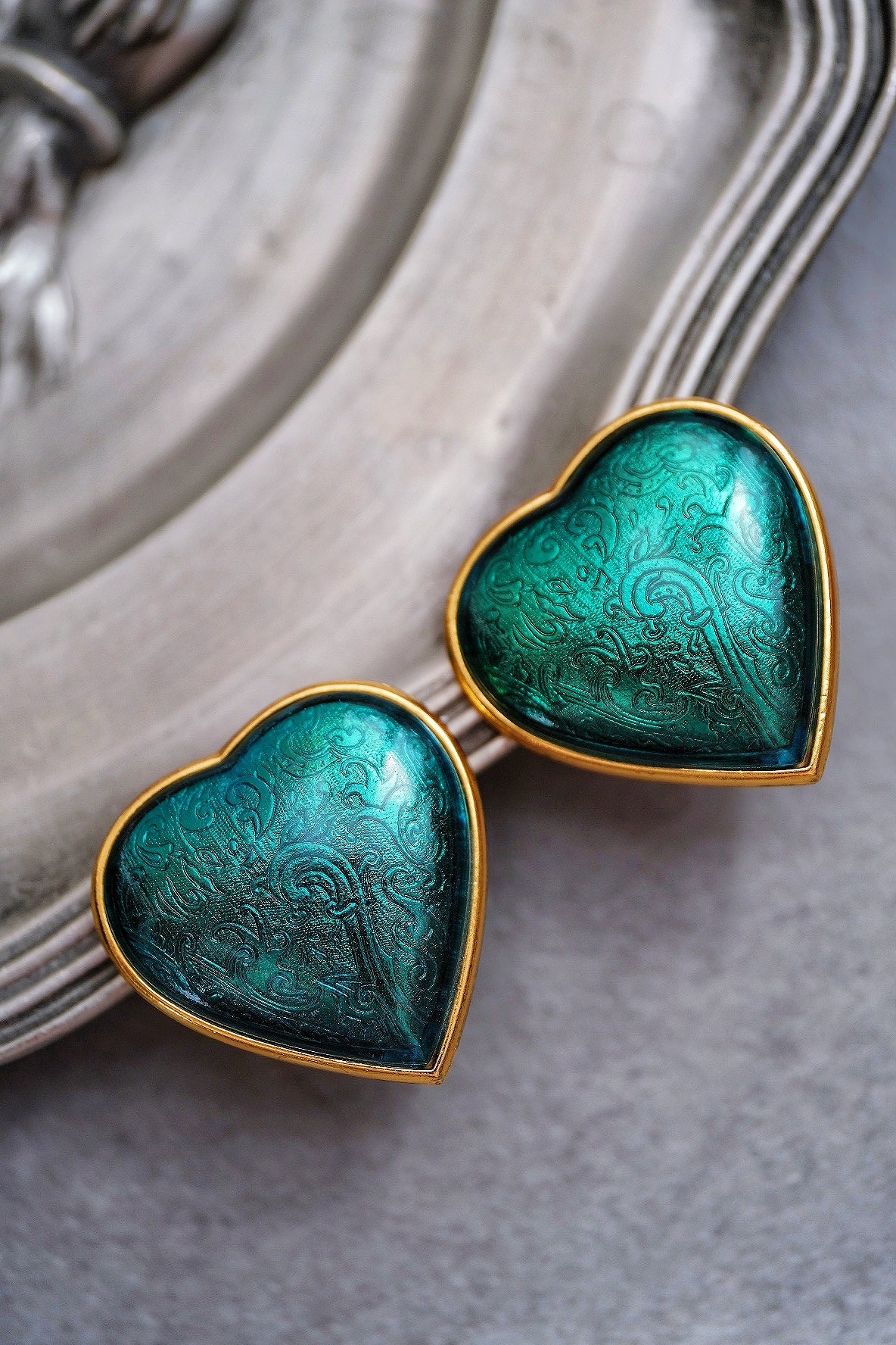 Yves Saint Laurent YSL Green Enamel Heart Earclips Statement earrings