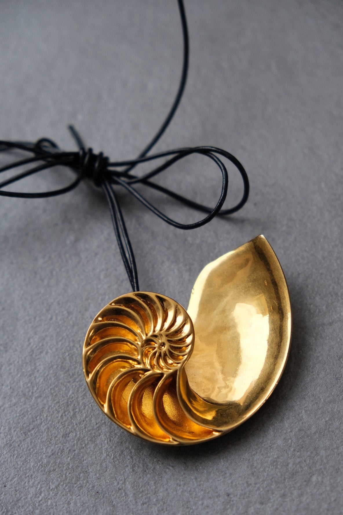 Schiaparelli Sea Snail leather chain necklace