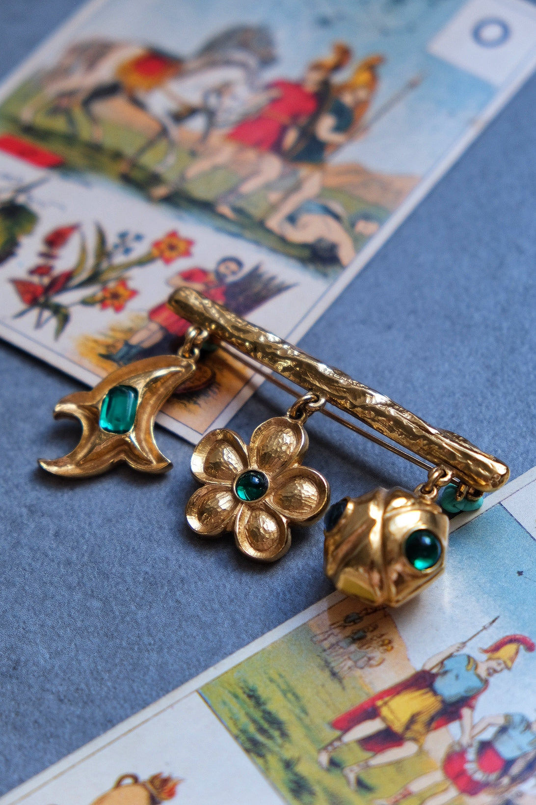 KENZO PARIS Blue Cabochon Dangle Vinatge Brooch Vintage Pin