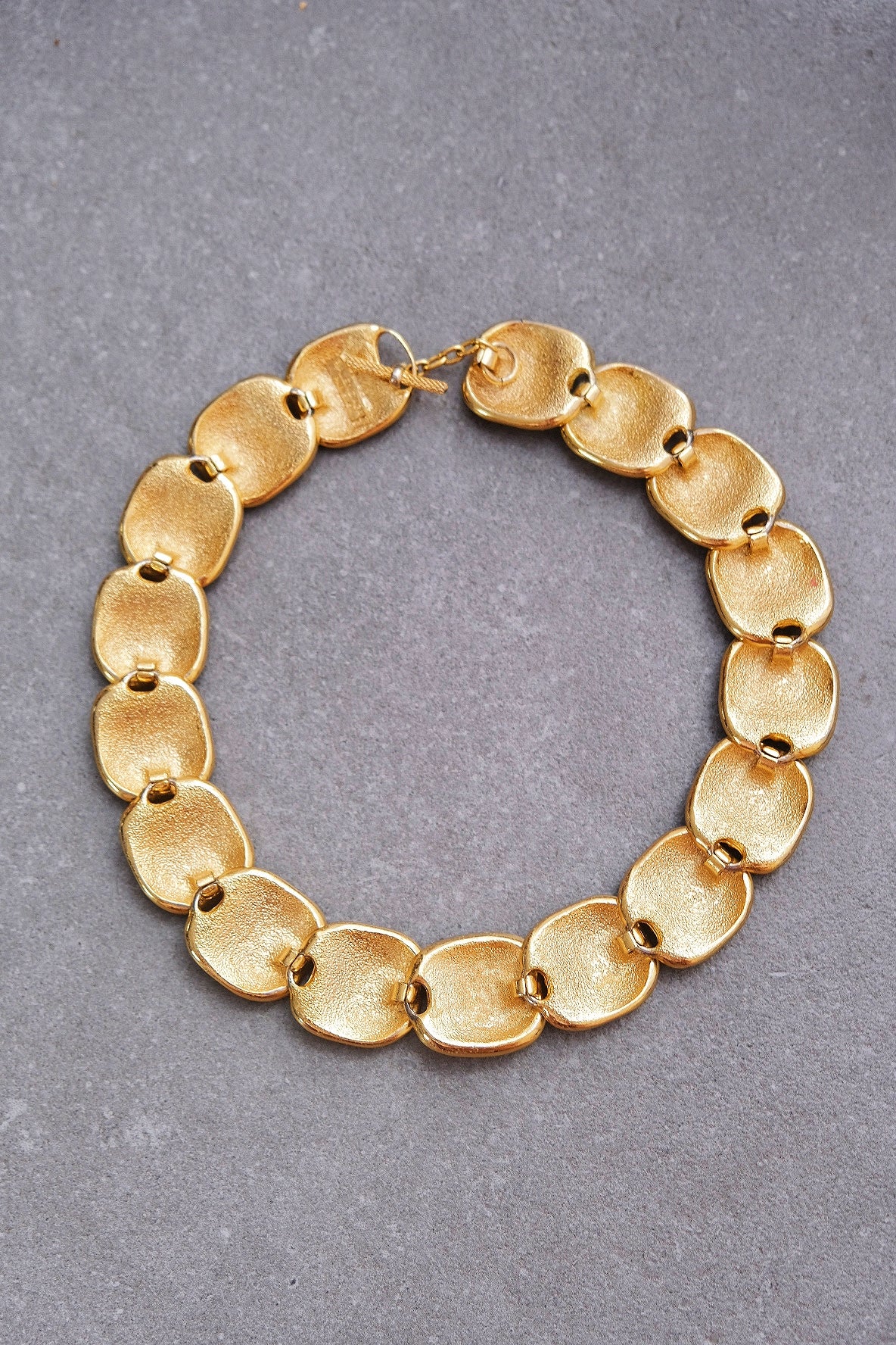 BALENCIAGA leaf chocker/chain necklaces vintage necklace
