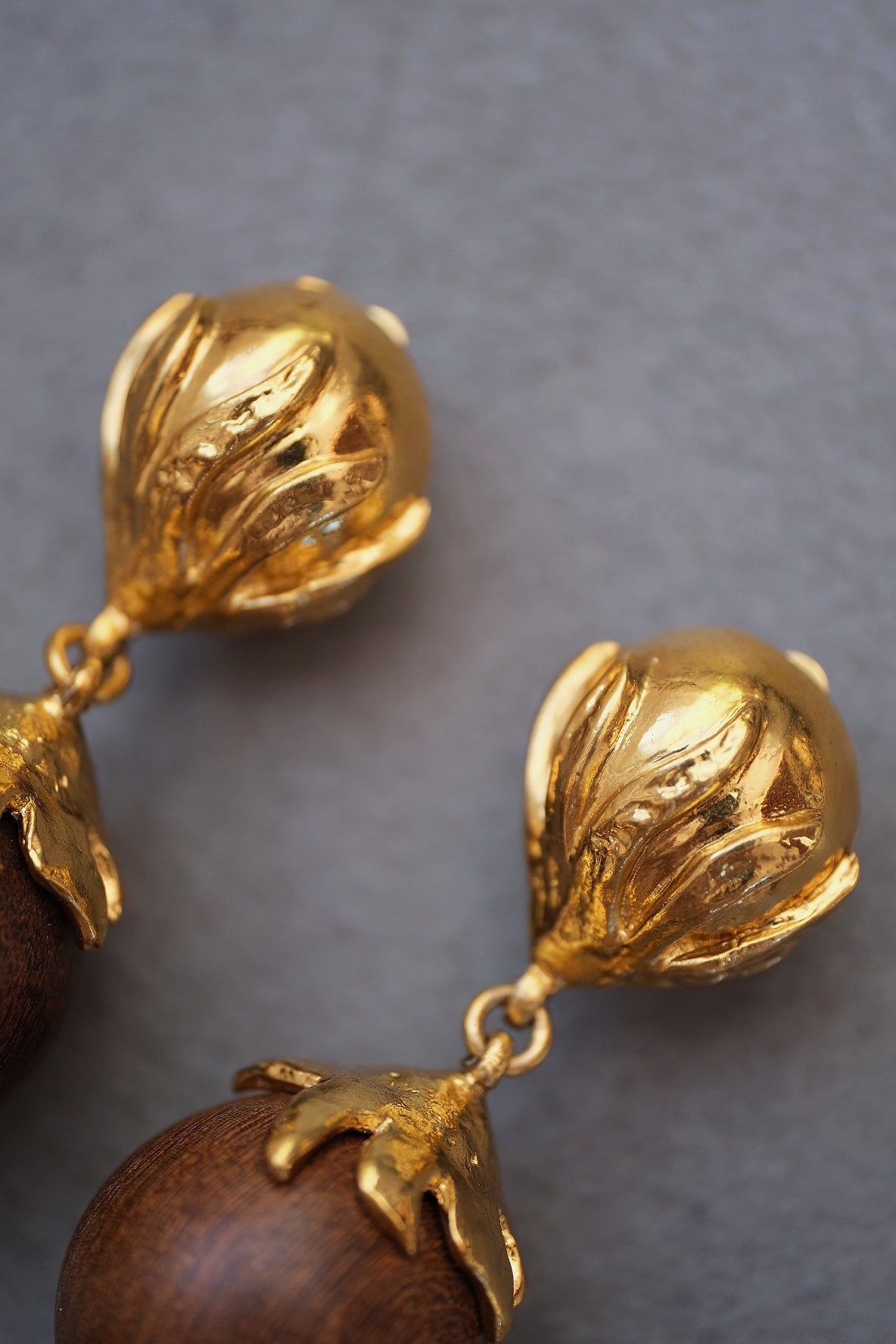 Yves Saint Laurent YSL Wood Bead Drop Earrings Vinatge Earclips