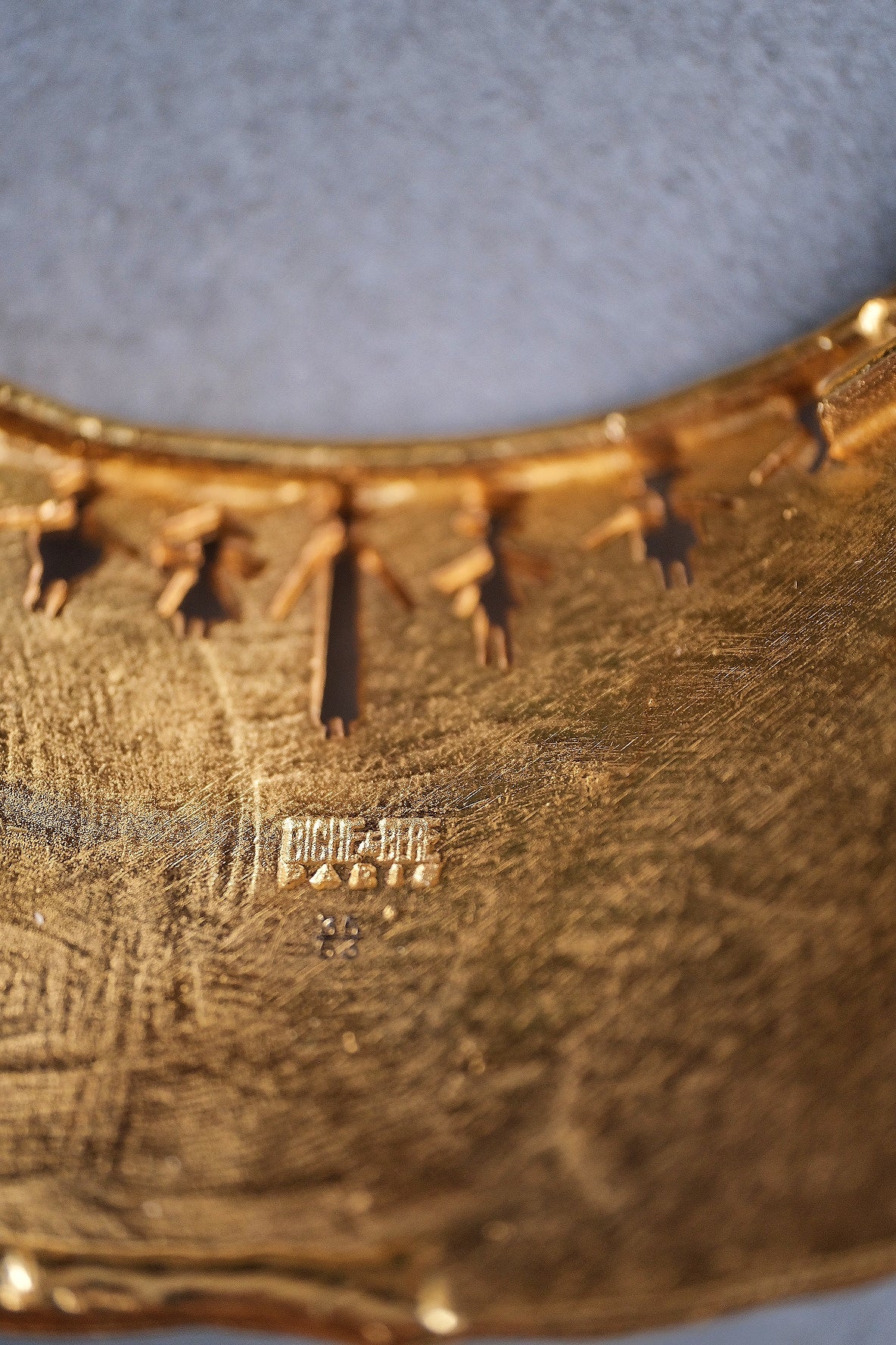 BICHE DE BERE multilingual modernish massive chocker/necklaces vintage necklace