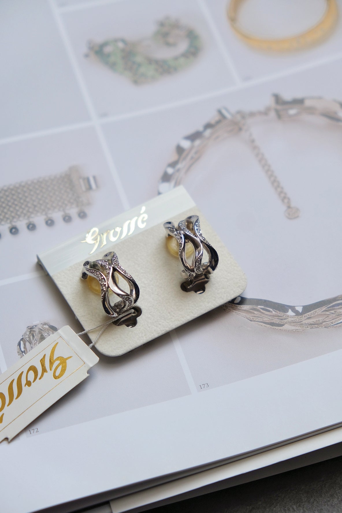 Henkel Grossé (Christian Dior) silver wreath Vintage Earrings Ear clips