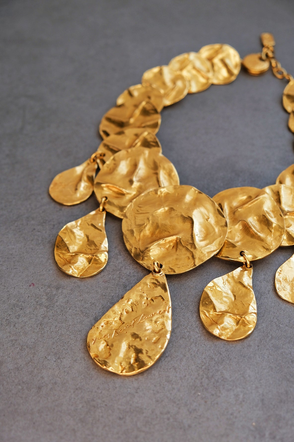 Yves Saint Laurent YSL opulent cumpled discs vintage pendant necklace