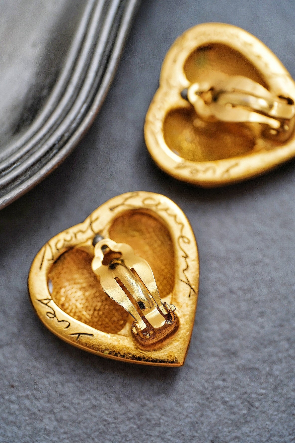 Yves Saint Laurent YSL Green Enamel Heart Earclips Statement earrings