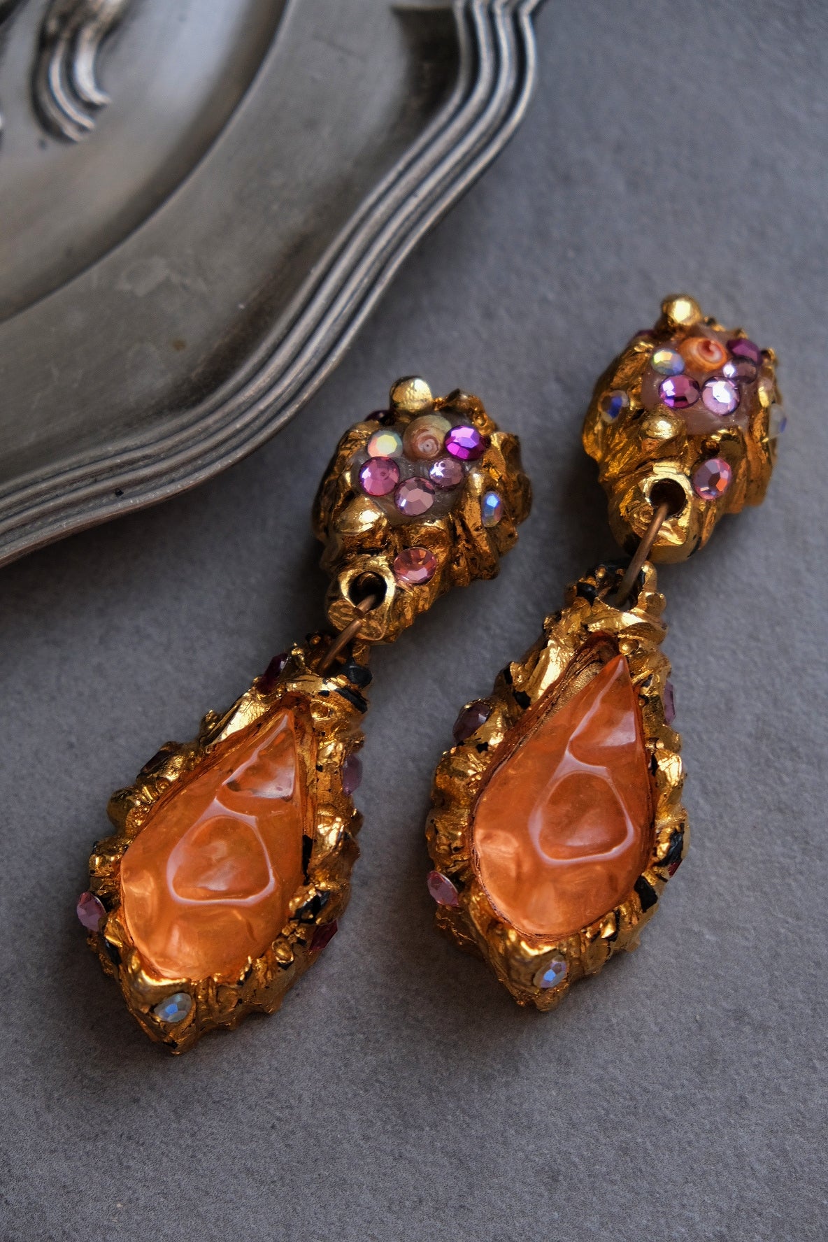 Jacky de G Paris Massive Size Resin Cabochons Vintage Clip On Earrings