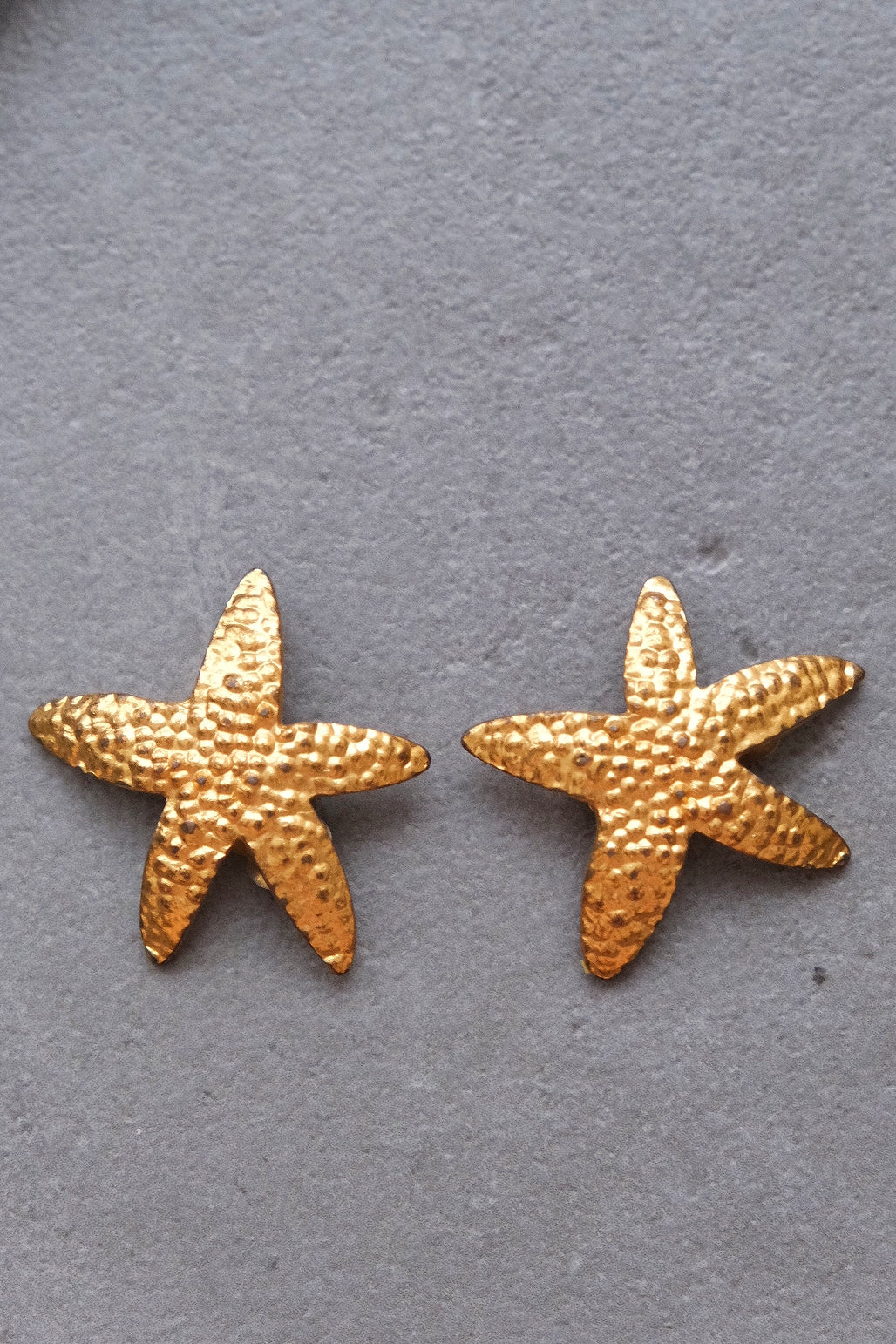 Yves Saint Laurent YSL vintage Starfish Earclips